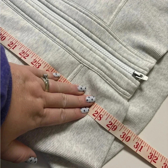 Athleta Triumph Long Hoodie Size XS Sweater Jacket Athleisure Outdoors Comfy - Picture 5 of 8